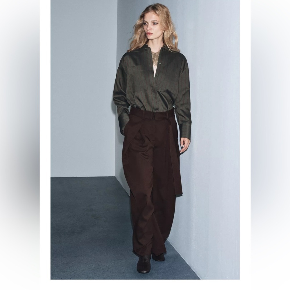 TREND NEW ZARA PLEATED CARGO PANTS
🚨firm price no discount on this pants - Picture 12 of 16